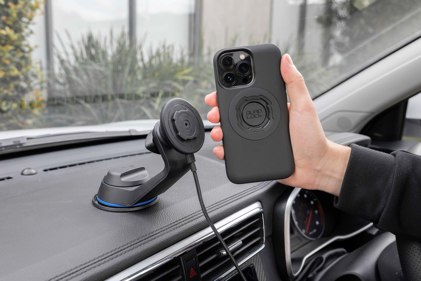 Quad Lock® MAG Wireless Charging Head - V2